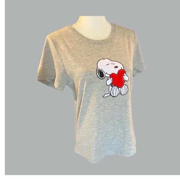 Gray Short Sleeve Tee with Snoopy Graphic - Picture 2 of 5